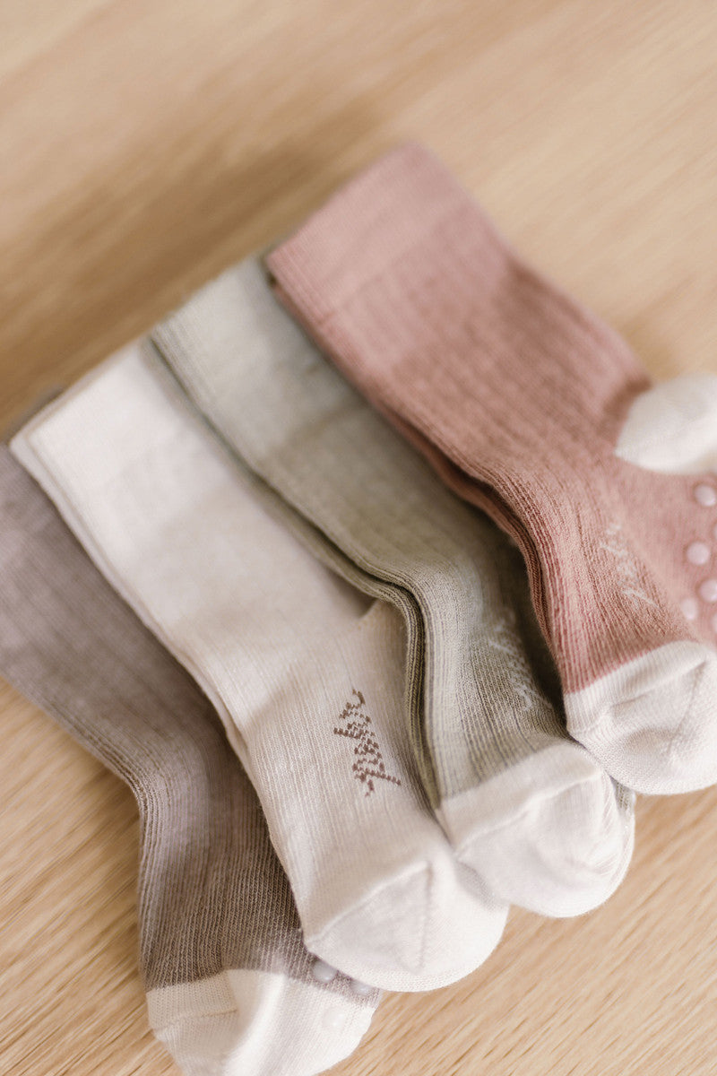 crew socks with grips 3 pack natural