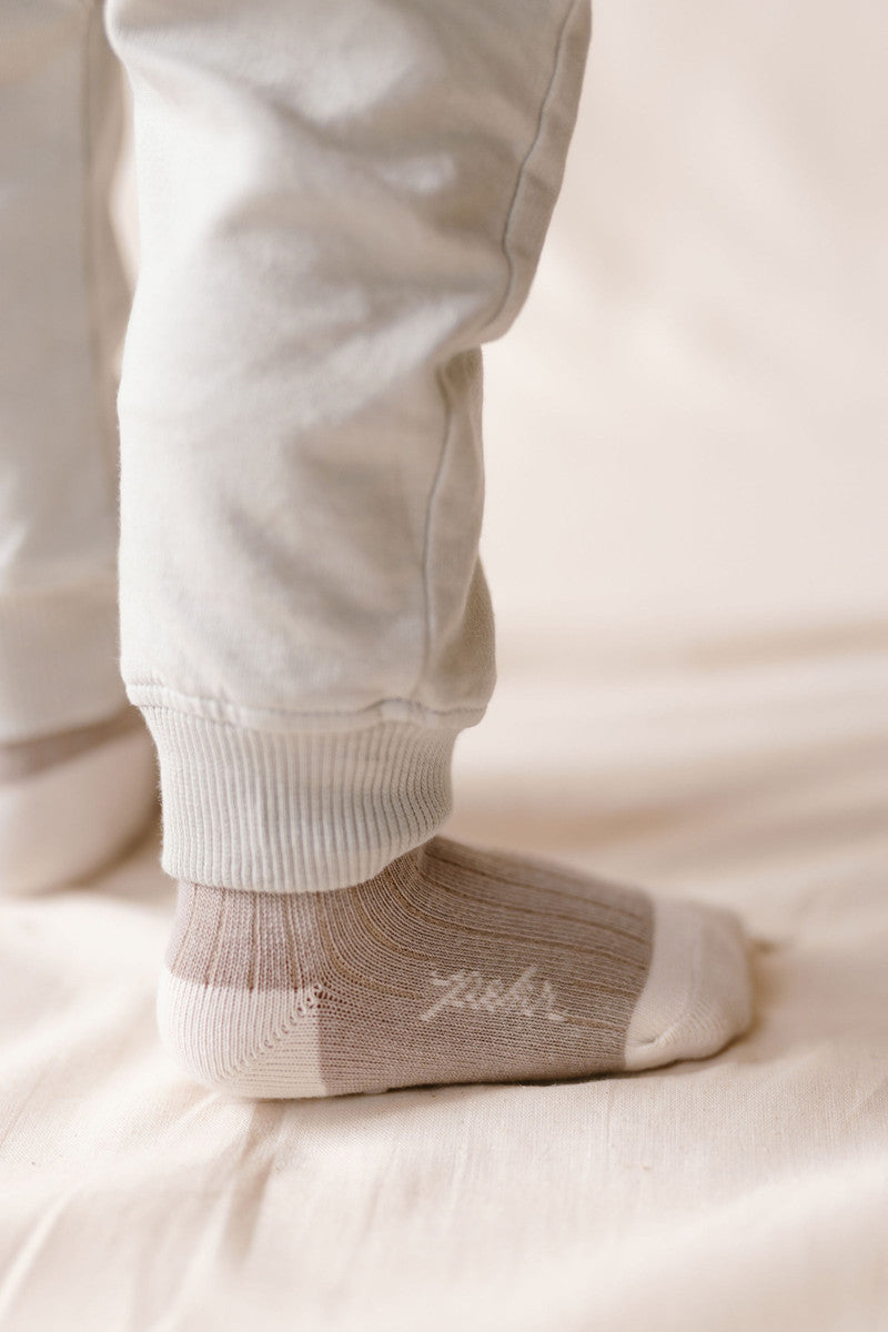 crew socks with grips 3 pack light mushroom