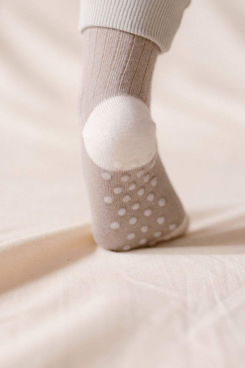 crew socks with grips 3 pack light mushroom