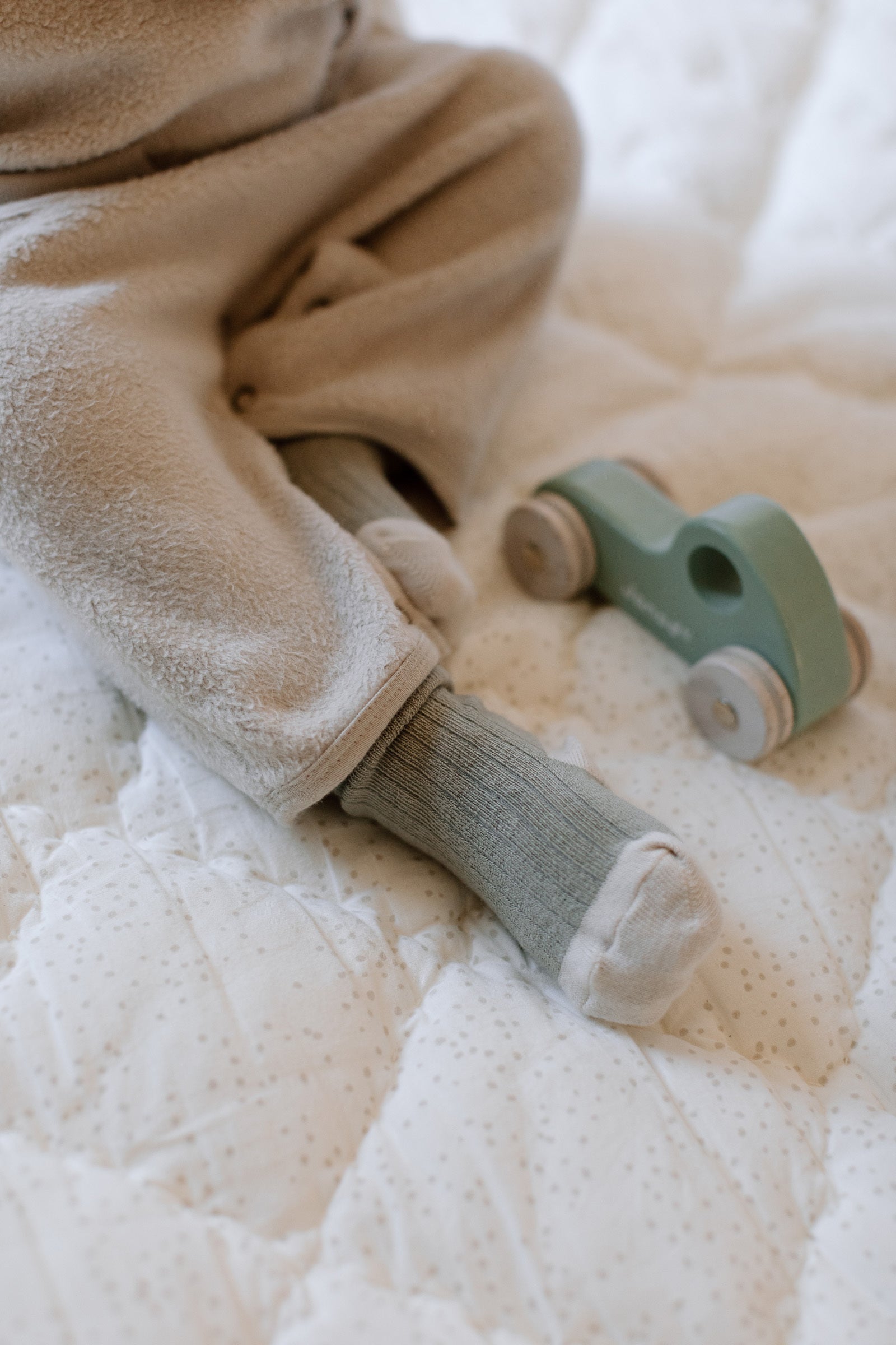 crew socks with grips 3 pack sage