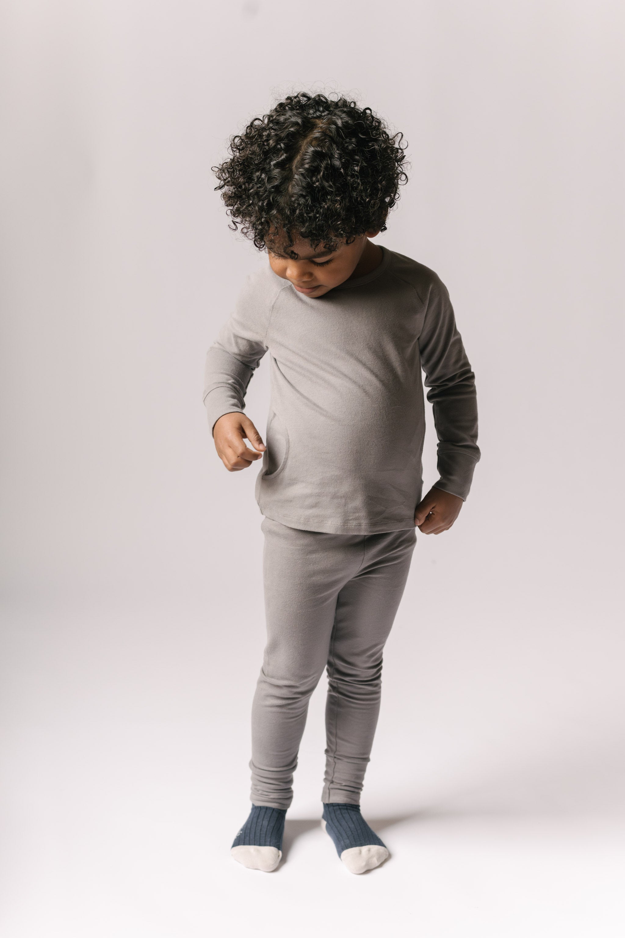 essentials legging charcoal