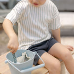 garment dye short ink blue