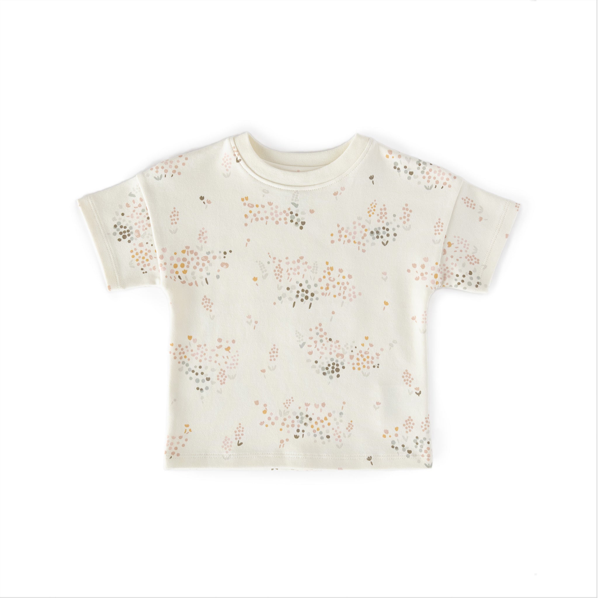 dropped shoulder short sleeve t shirt flower patch in pinks pattern