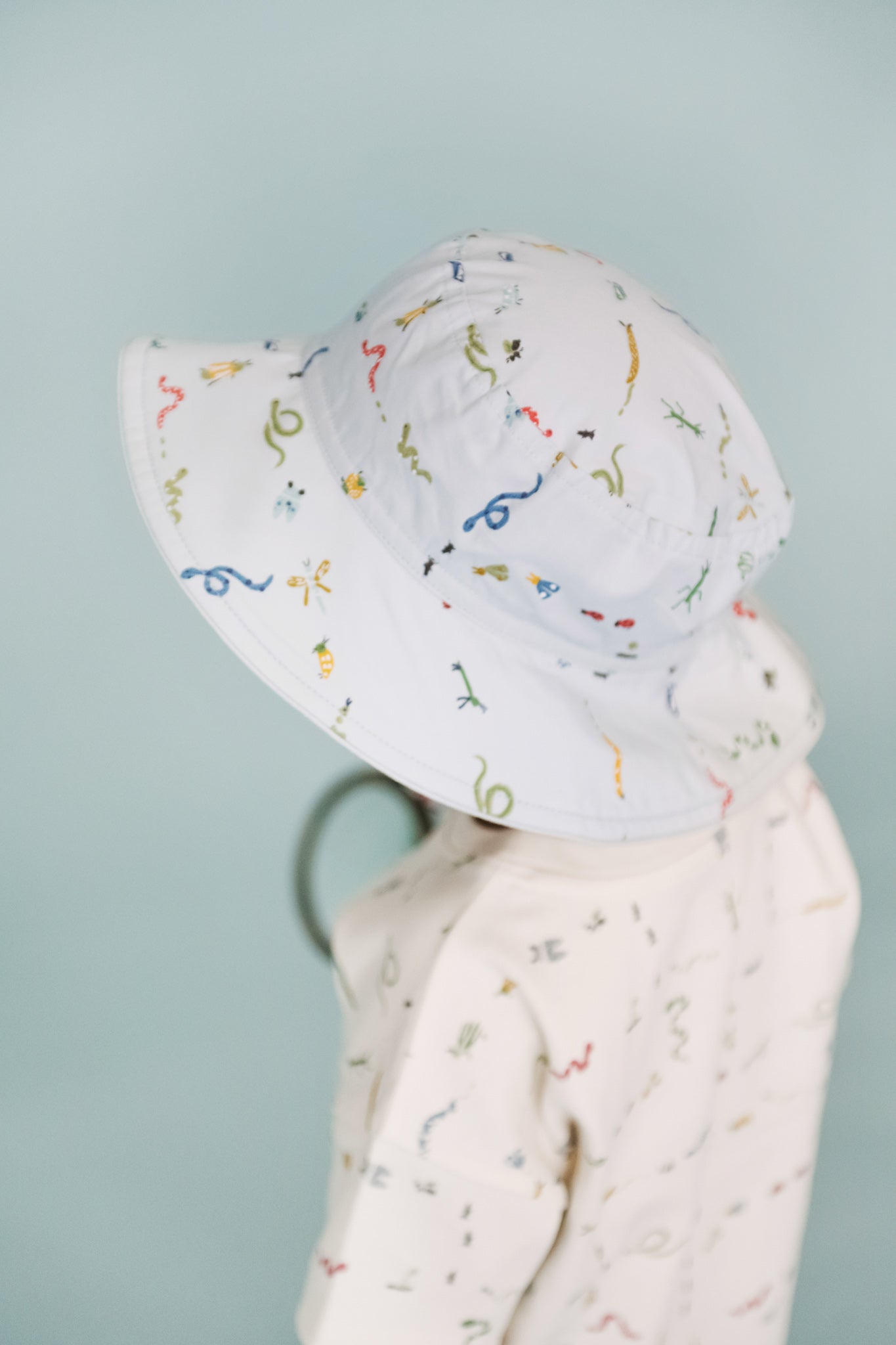 bucket hat crawling critters blue