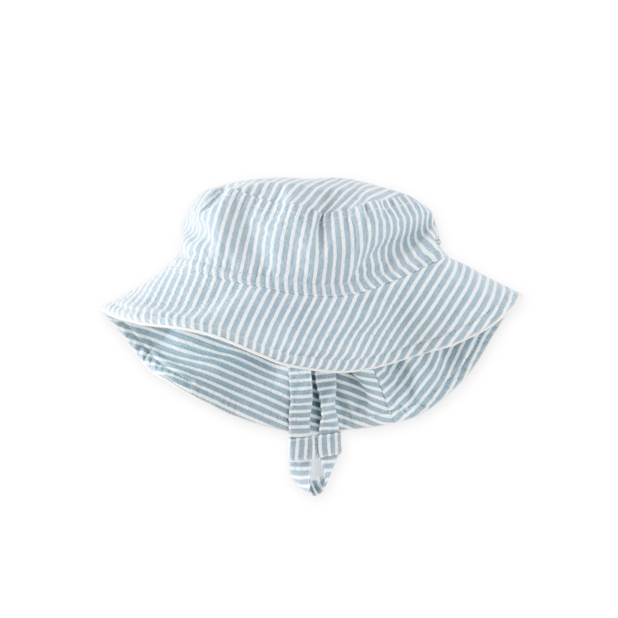seersucker bucket hat marine blue in blues pattern
