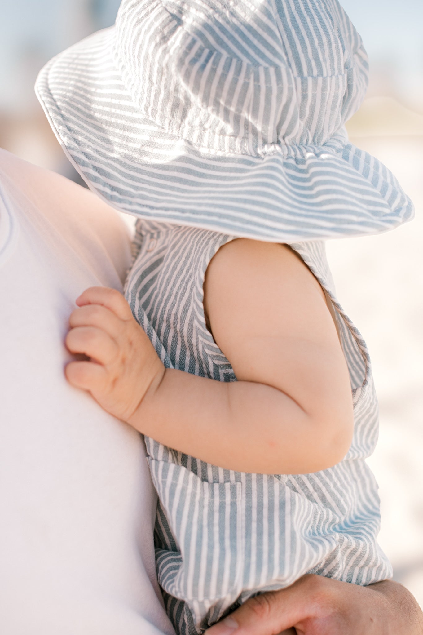 seersucker bucket hat marine blue