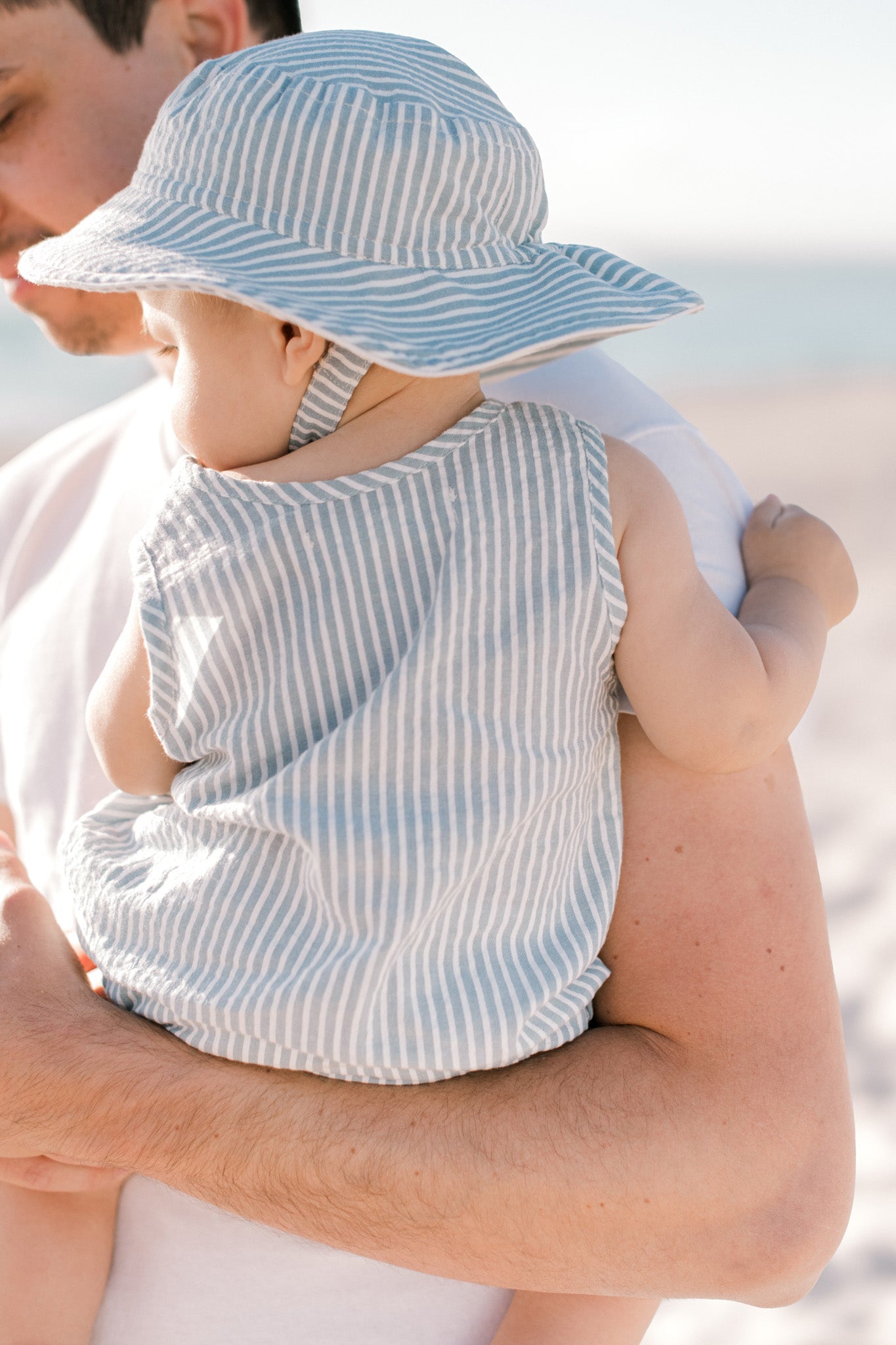 seersucker bucket hat marine blue