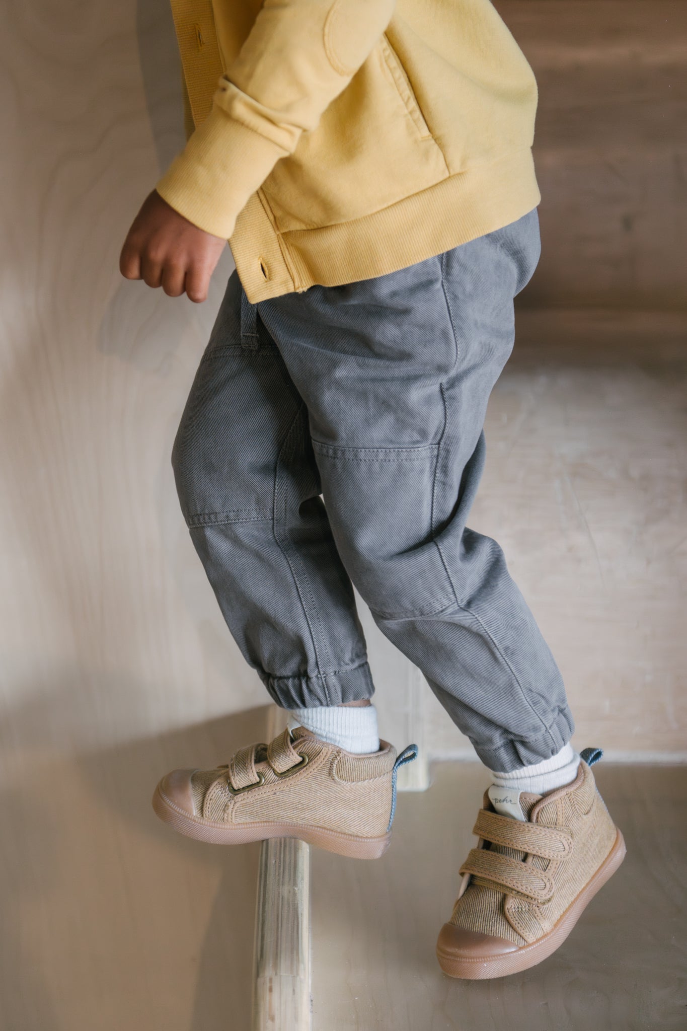 field trip sneaker chestnut