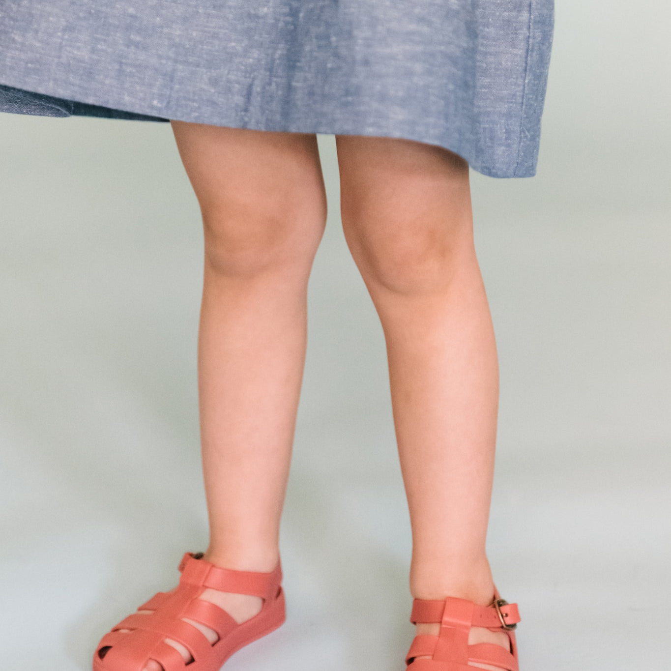 fisherman sandal tomato