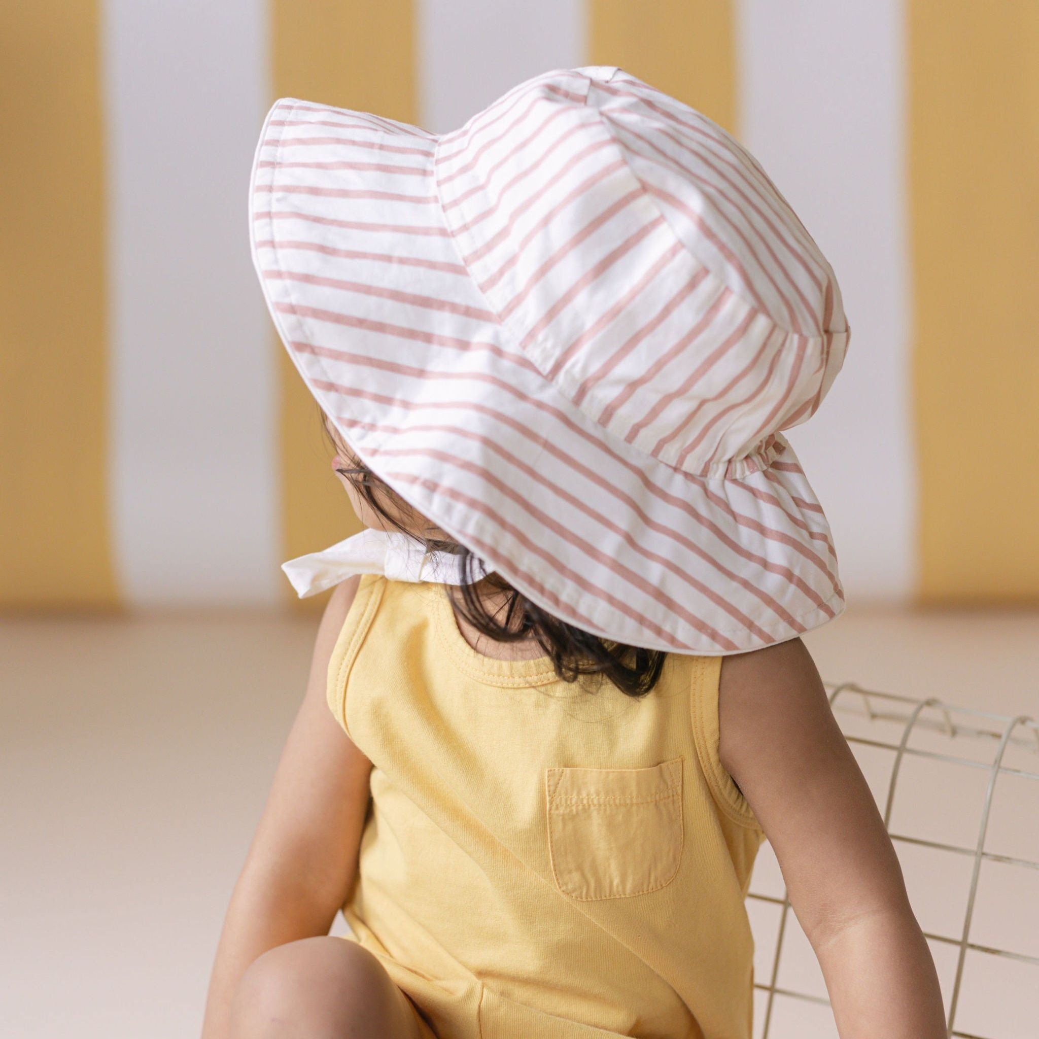 bucket hat stripes away peony