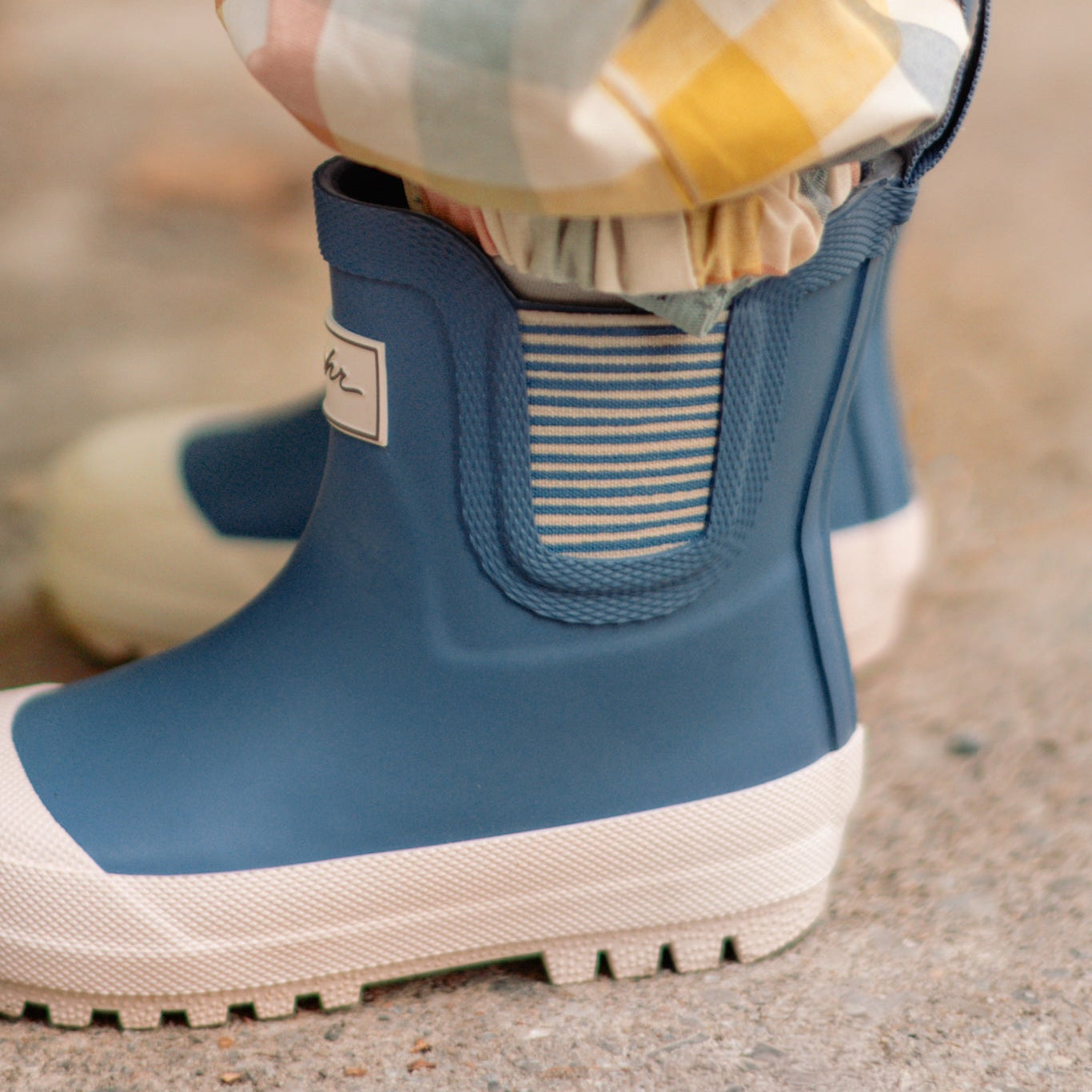 voyageur boot river