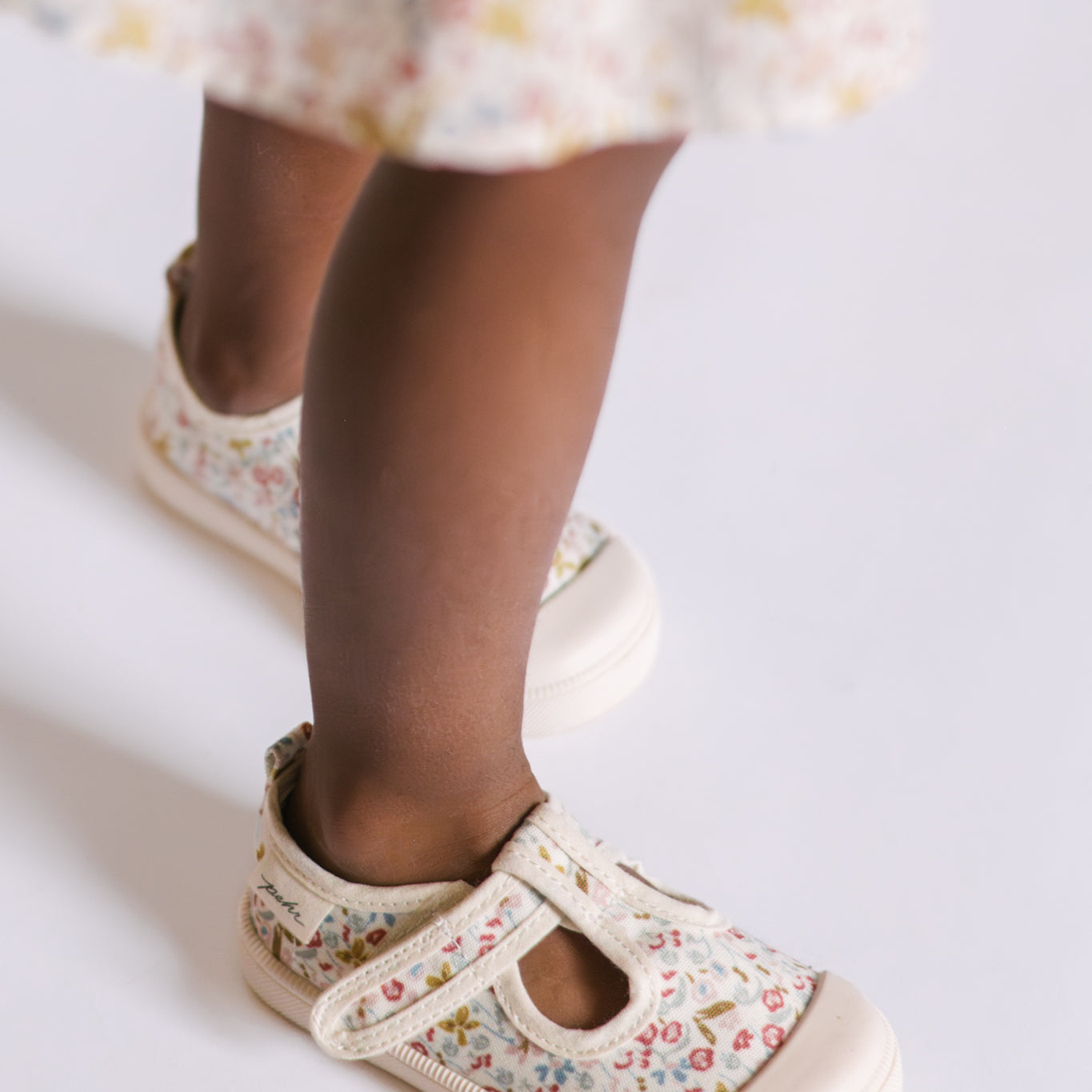 twirl sneaker floret
